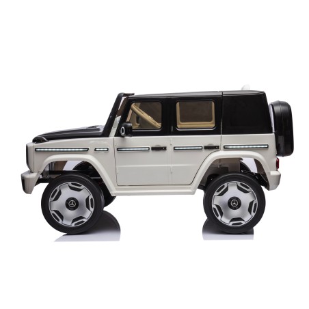 Auto Elettrica per Bambini  Mercedes EQG 63 Concept 12V Ruote in Gomma Full Optional Sedile Pelle Porte Apribili Telecomando