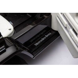 Auto Elettrica per Bambini  Mercedes EQG 63 Concept 12V Ruote in Gomma Full Optional Sedile Pelle Porte Apribili Telecomando