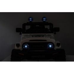 Auto Elettrica per Bambini Jeep Toyota Fj Cruiser 12V Ruote in Gomma Full Optional Sedile Pelle Porte Apribili Telecomando