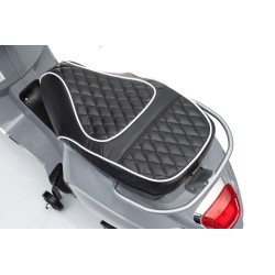 Vespa Primavera Elettrica per Bambini 12V Licenza Ufficiale Piaggio Sedile Pelle Luci LED suono Clacson
