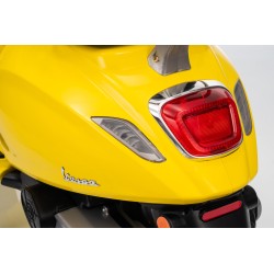 Vespa Primavera Elettrica per Bambini 12V Licenza Ufficiale Piaggio Sedile Pelle Luci LED suono Clacson Giallo Sole