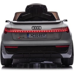 Auto Elettrica Bambini Audi SQ8 e-tron 12V Grigia 1-4 Anni Telecomando LED Pelle