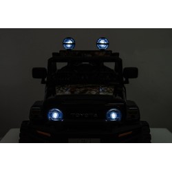 Auto Elettrica Bambini Toyota FJ Cruiser 12V Nera 1-4 Anni Telecomando Ruote Gomma
