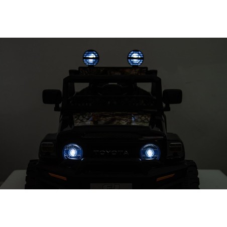 Auto Elettrica Bambini Toyota FJ Cruiser 12V Nera 1-4 Anni Telecomando Ruote Gomma