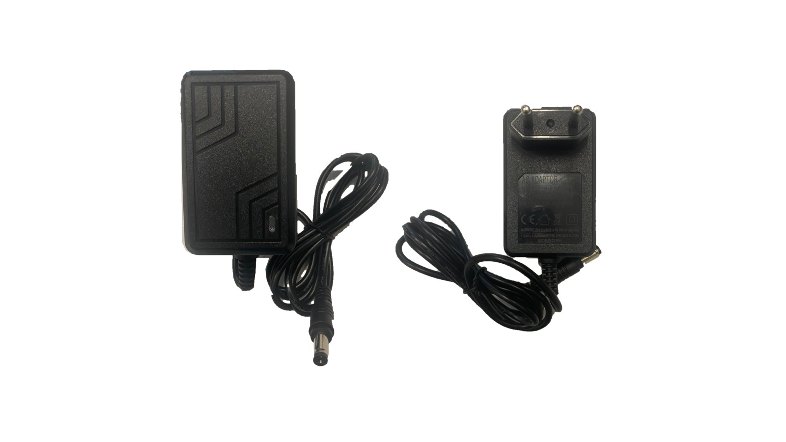 Alimentatore FLH-D1207 12 V DC 700 mA, viste fronte e retro con spina a due poli e cavo